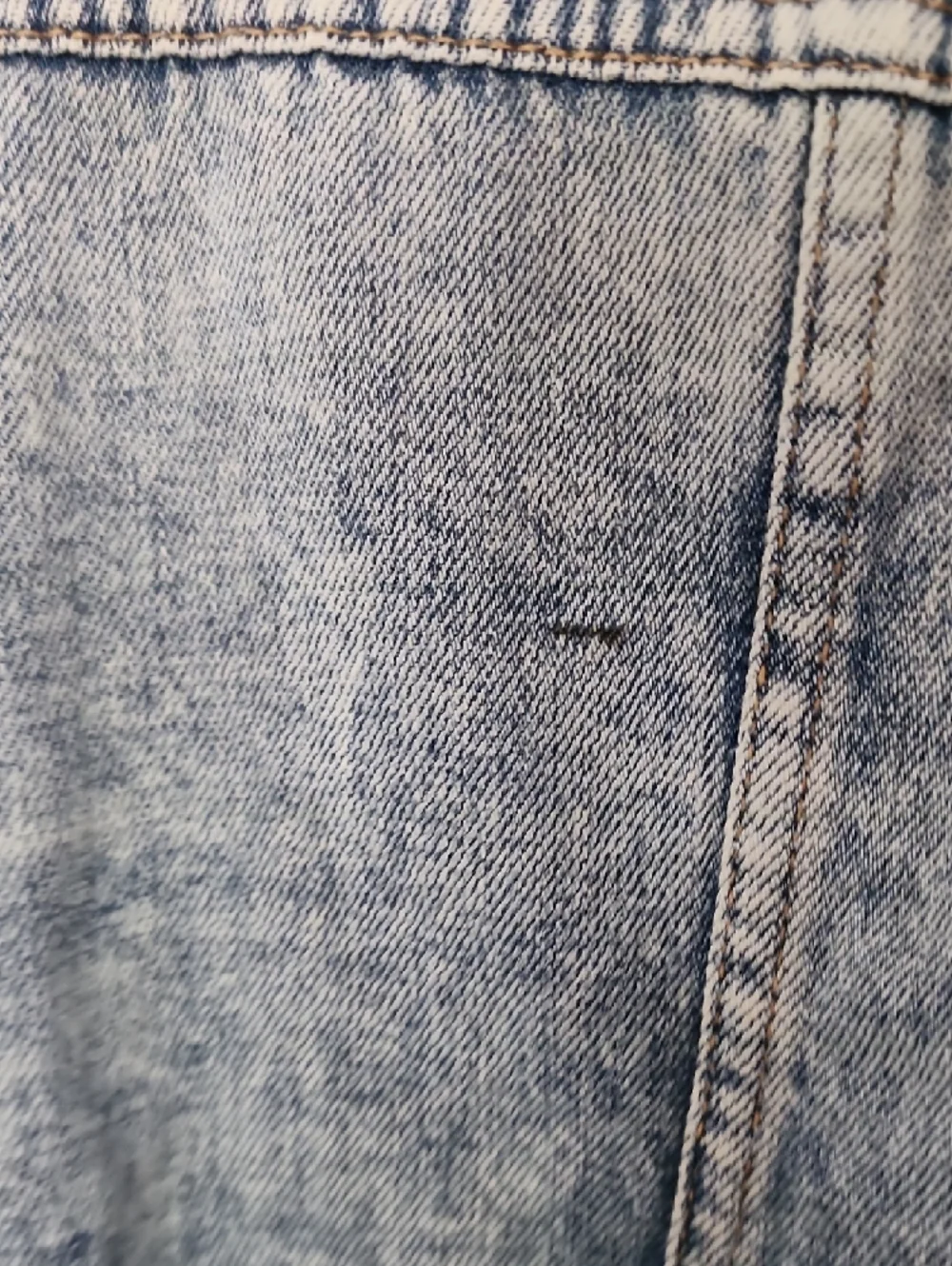 Free People Cropped Distressed Denim Jacket Light Wash Raw Hem - Picture 6 of 12